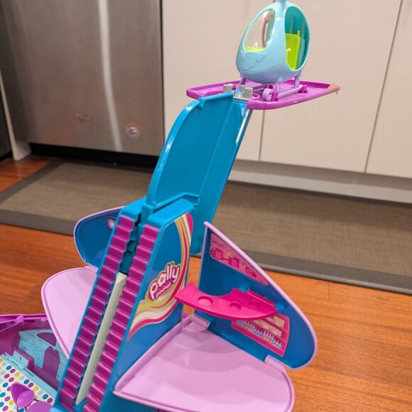 Polly Pocket Jumbo Jet Airplane Playset - Incomplete - Picture 8 of 10
